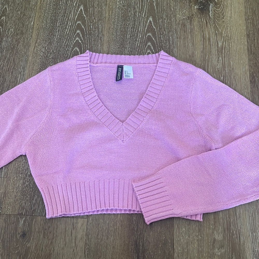Divided Long sleeve crop top!